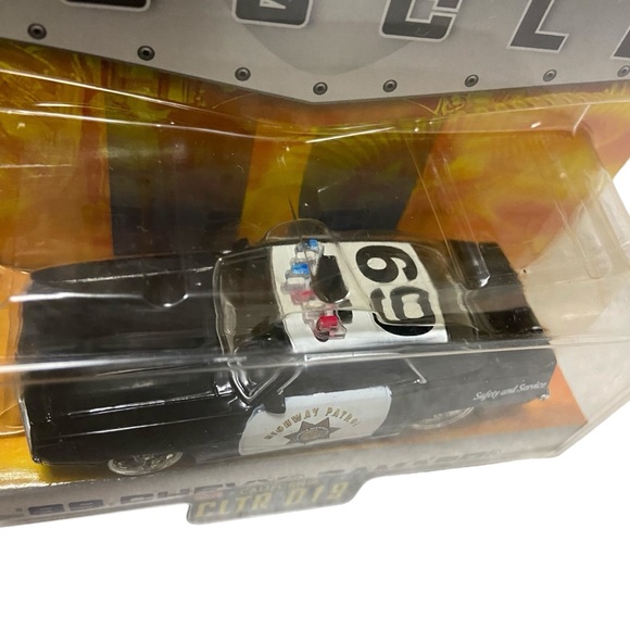Dub City Big Muscle 69 Chevy Camaro Jada Toys - Picture 5 of 8